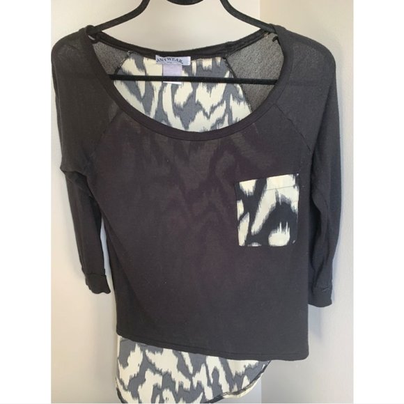 ✨ANYWEAR BLACK/OFF-WHITE 3/4 SLEEVE DESIGN PRINTED TOP - SIZE: US S - Picture 1 of 2